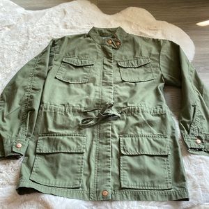 Alternative XS light jacket green long zipper and 4 Pockets.